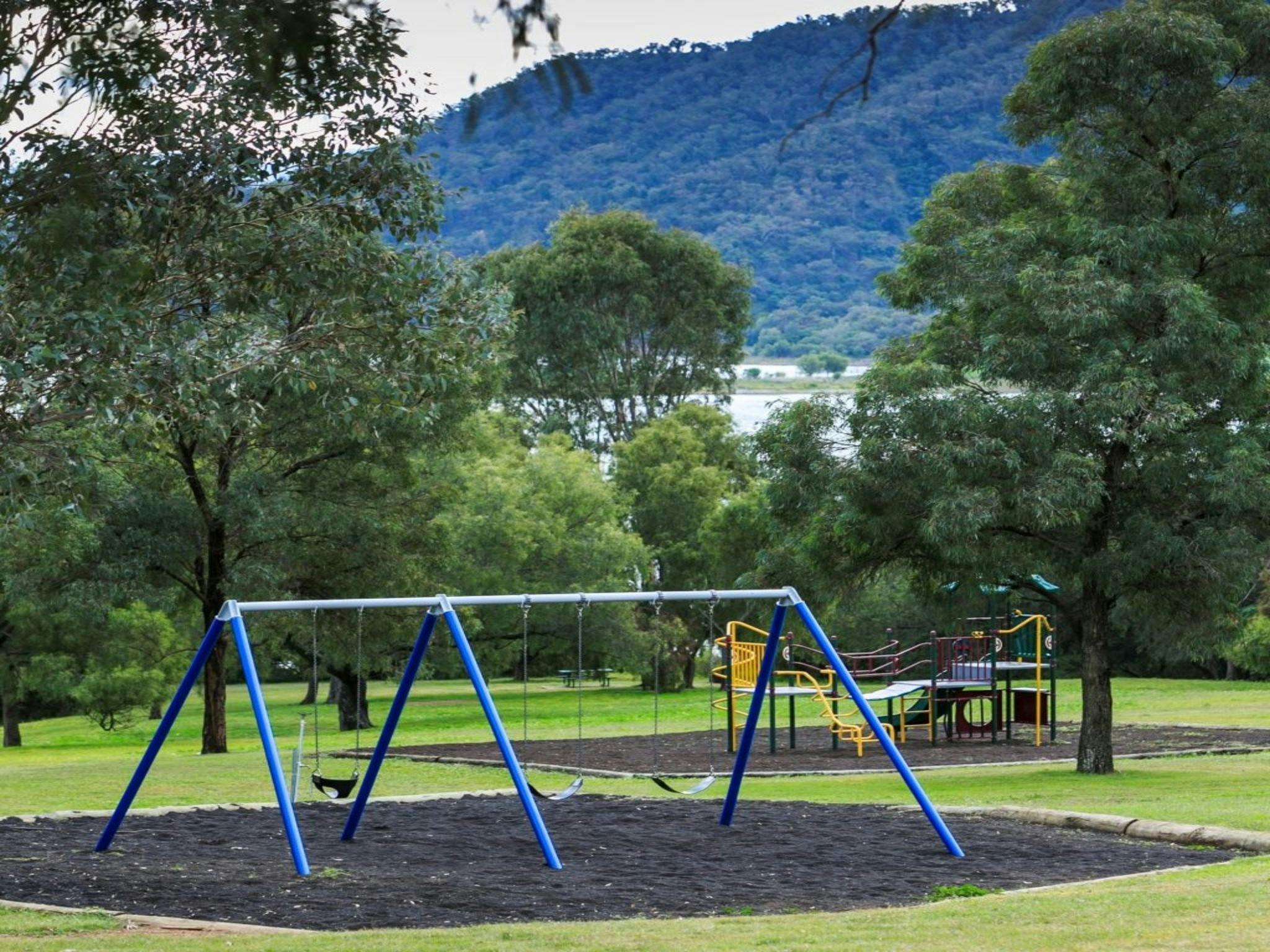 Reflections Lake Glenbawn - Holiday Parks