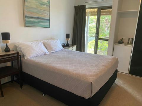 Room 2 or Queen Room