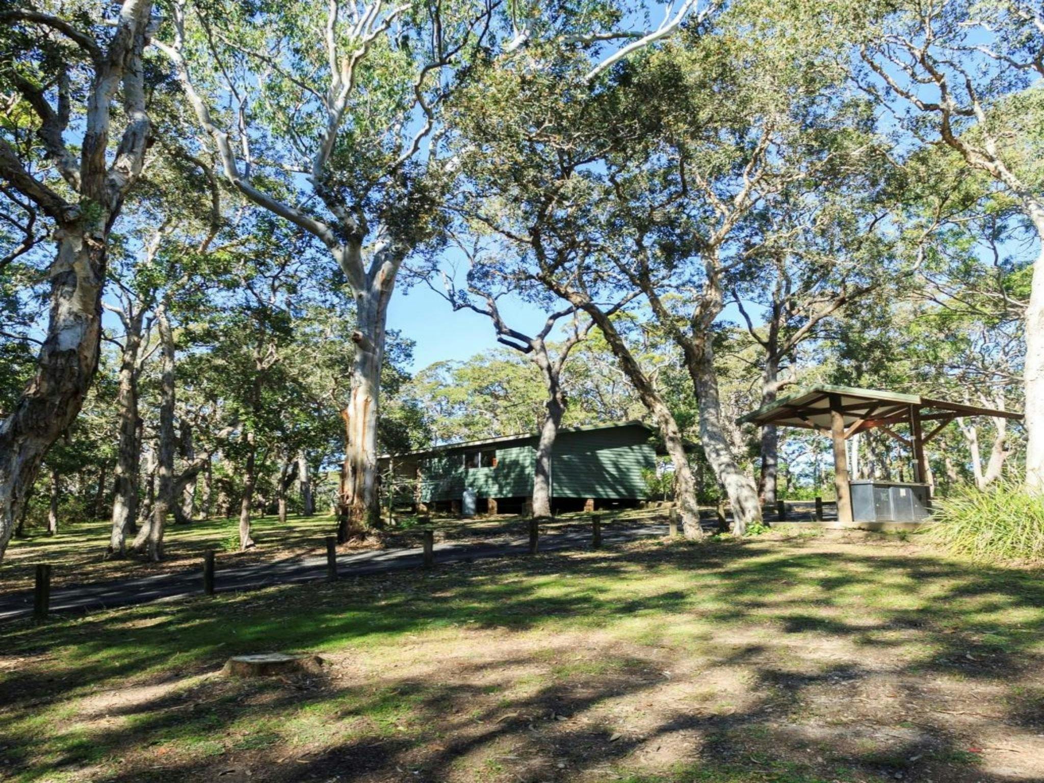 Reflections Hungry Head - Cabins