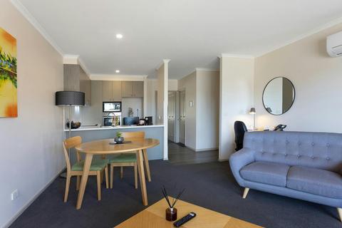 1 Bedrooom Apartment Kitchen