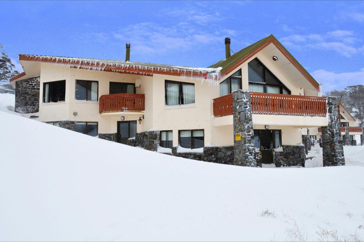 External View - Four Bedroom Apartment
