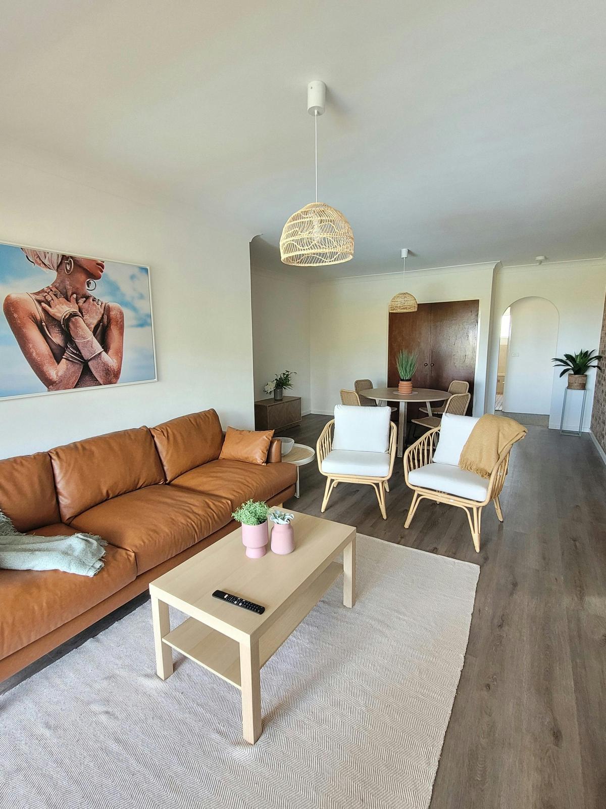 Lounge dining room