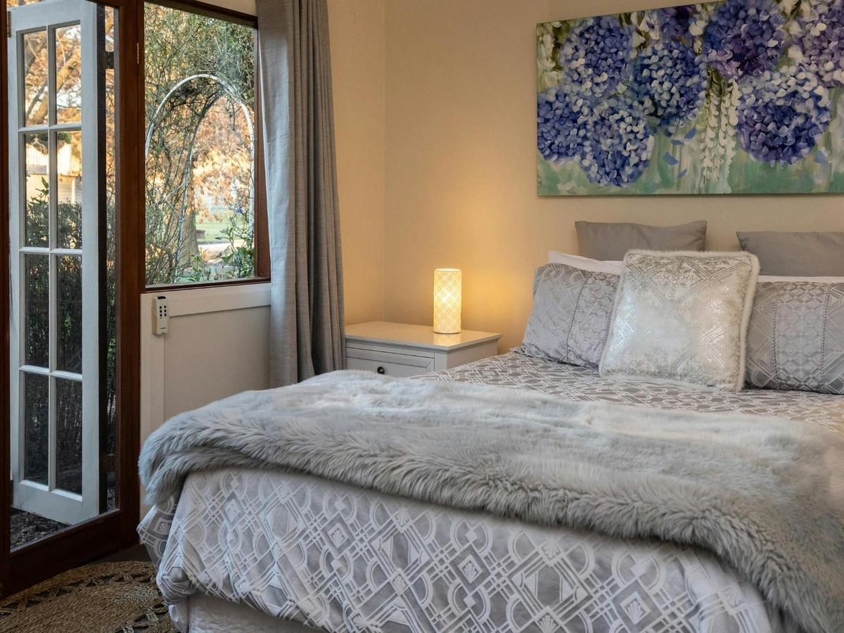 Riverlea Cottage