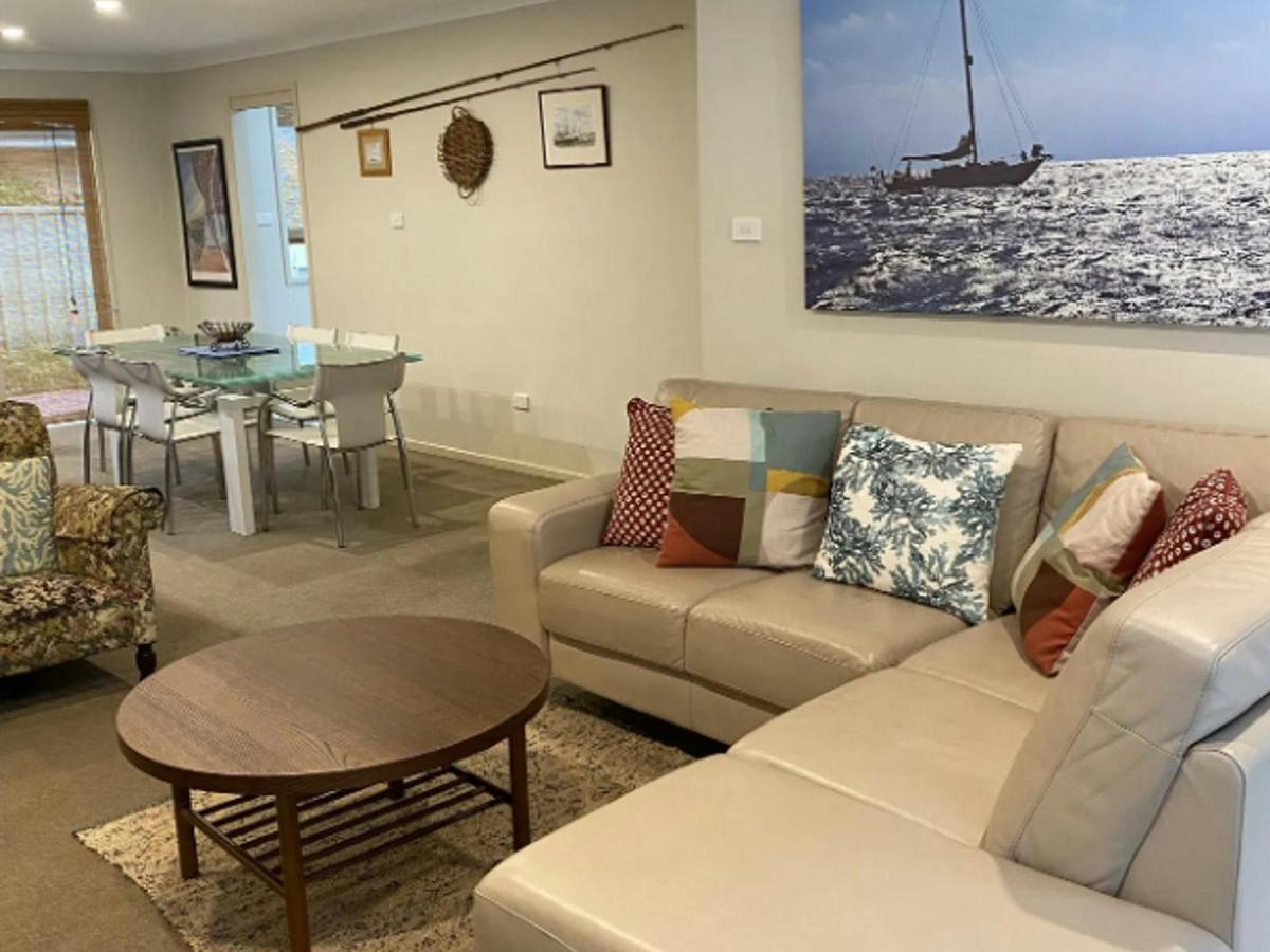 Retreat on Hawke by Experience Jervis Bay