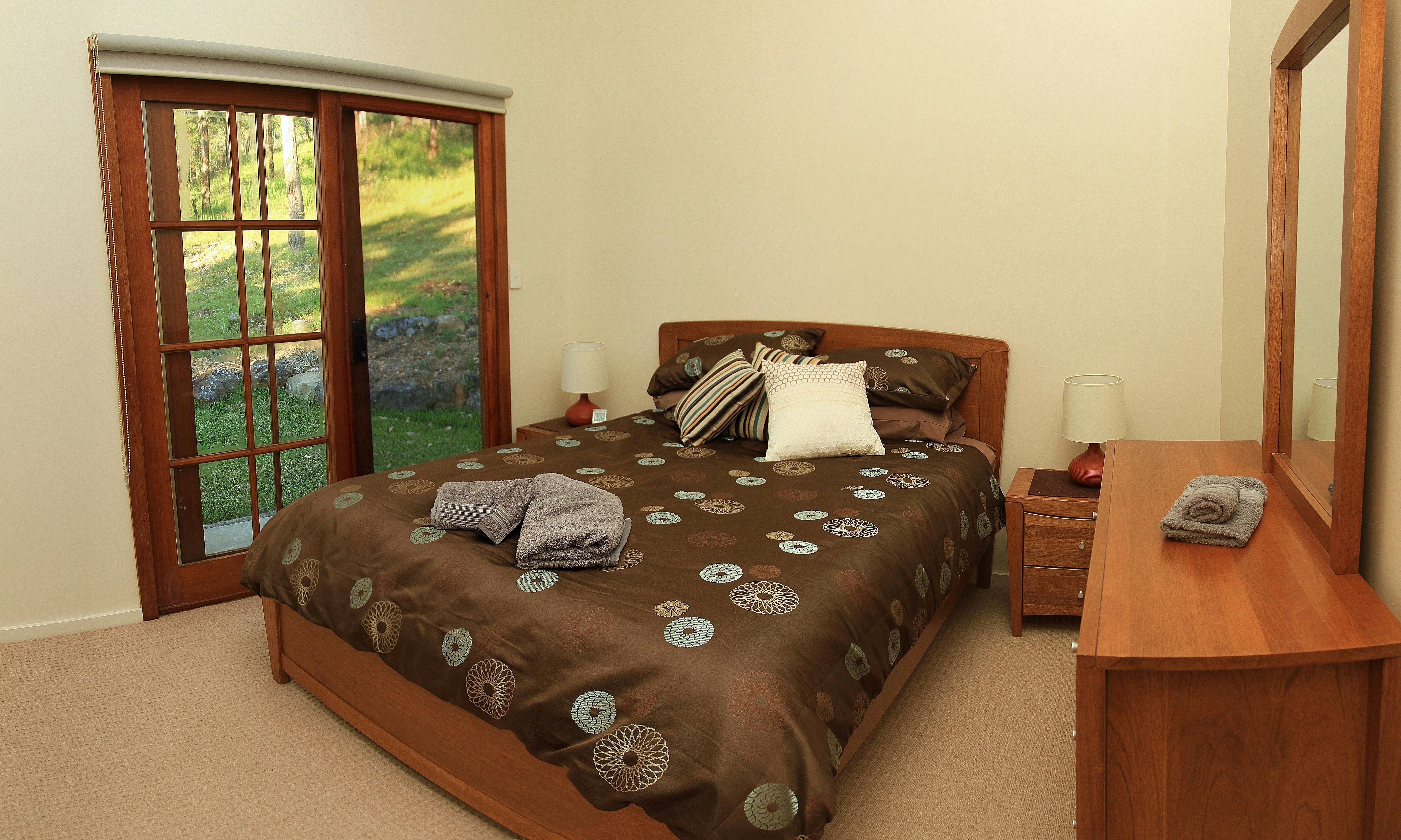 Riverview Cottage at The Steps - main bedroom