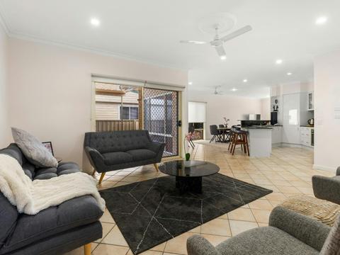 Serenity in Sunny Sawtell