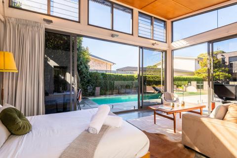 Pool House at Due East