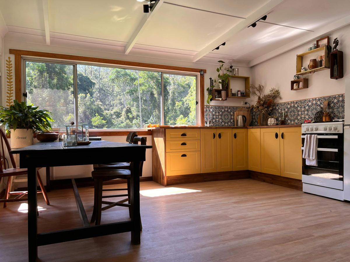 The sunny Kitchen