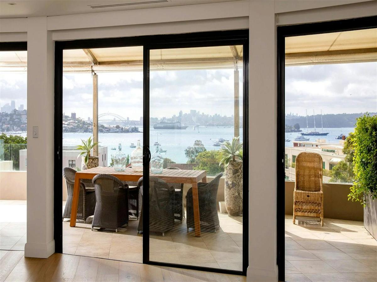 unobstructed view of the city and Sydney's iconic skyline