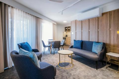 Beautiful open plan living, dining & kitchen space