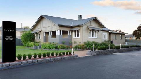 Cottage Front 3 Bedrooms