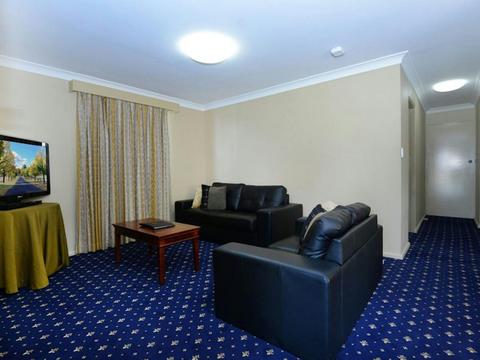 Cottage Back 2 Bedrooms