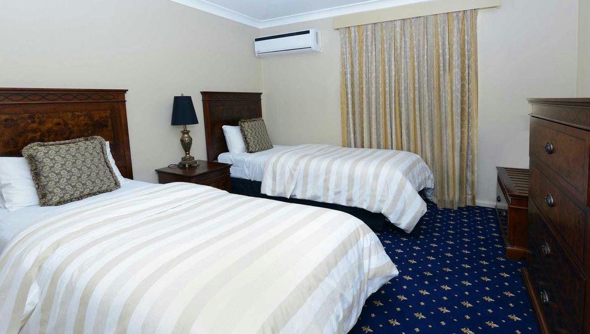 Cottage Back 2 Bedrooms