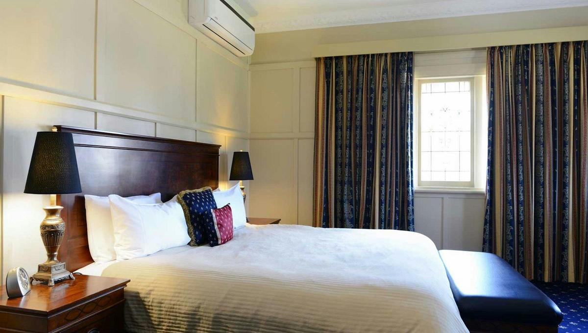 Cottage Front 3 Bedrooms