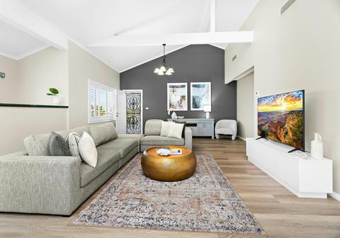 Shellharbour Poolside Escape