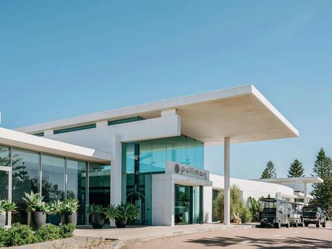 Pullman Magenta Shores Resort