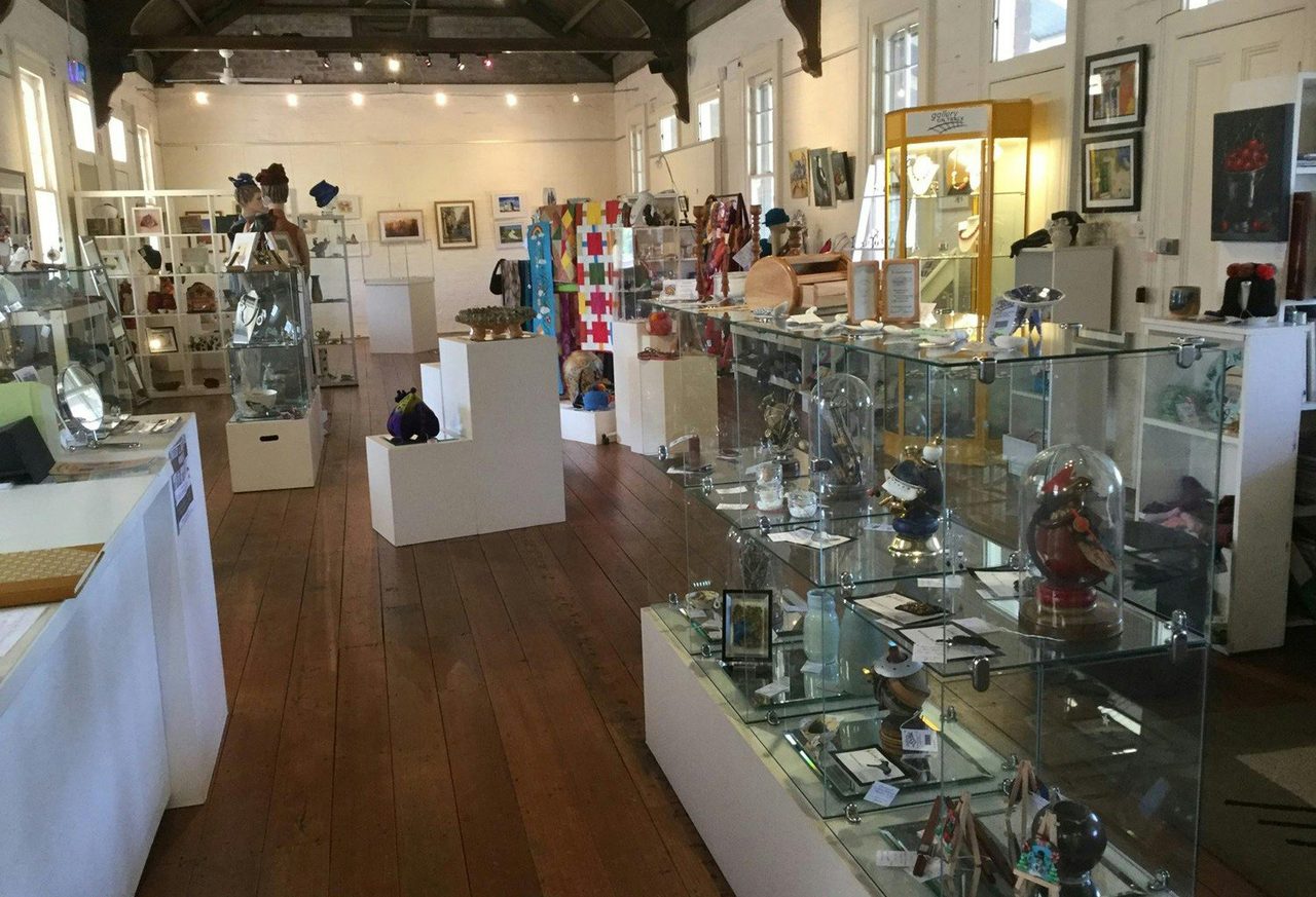 Gallery on Track