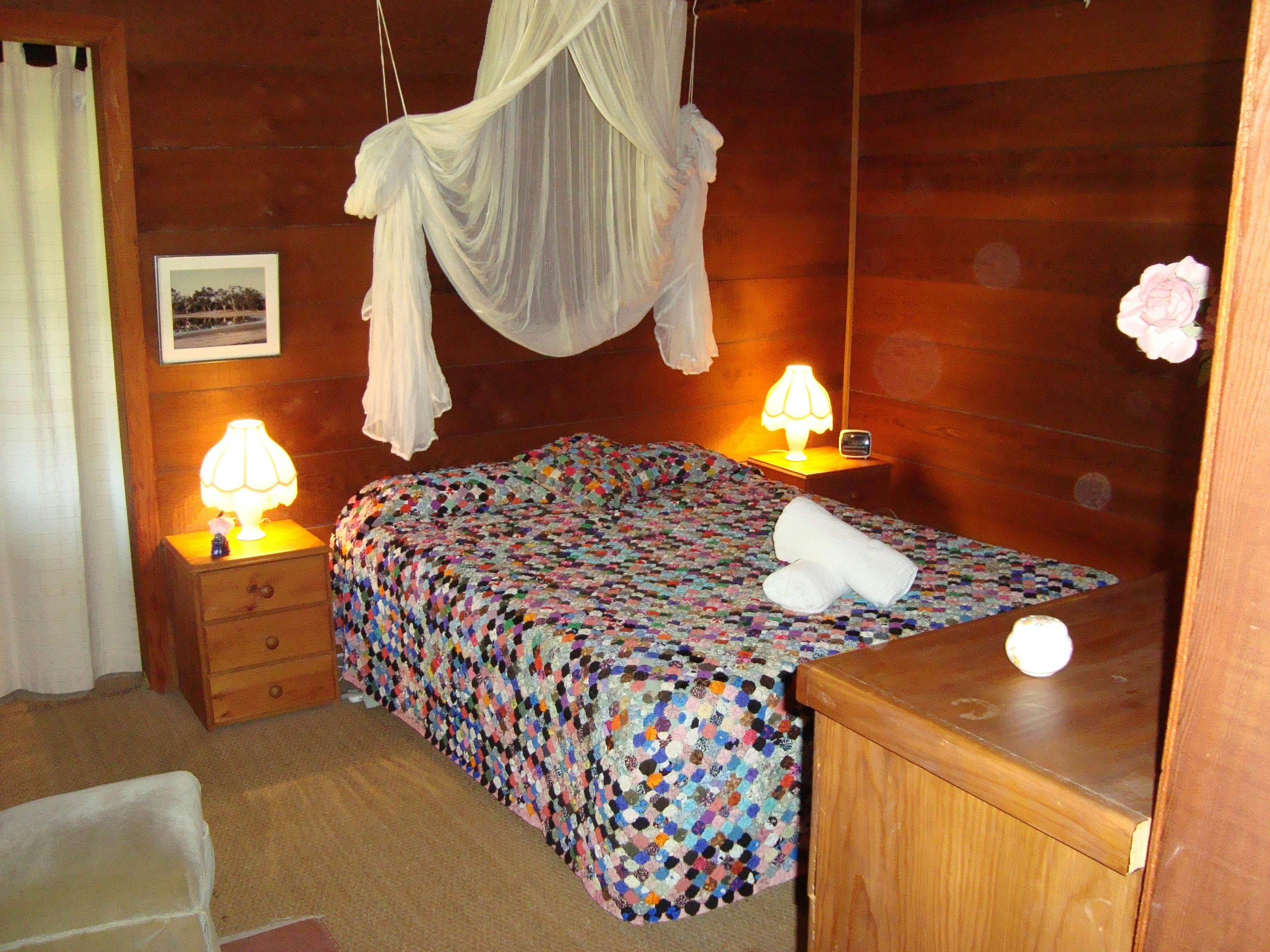 Relax in this secluded 1847 Settlers  Cottage and awaken to the sounds of the country.