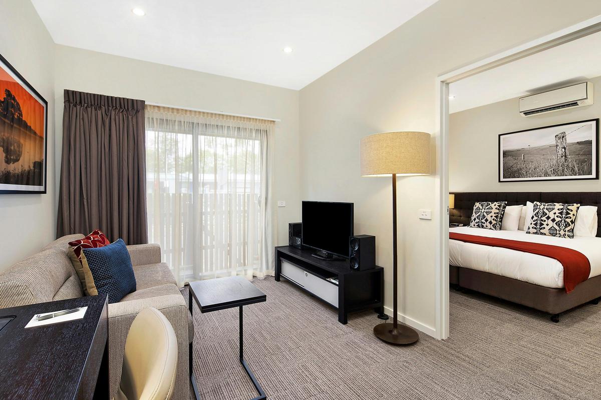 One Bedroom Apartment