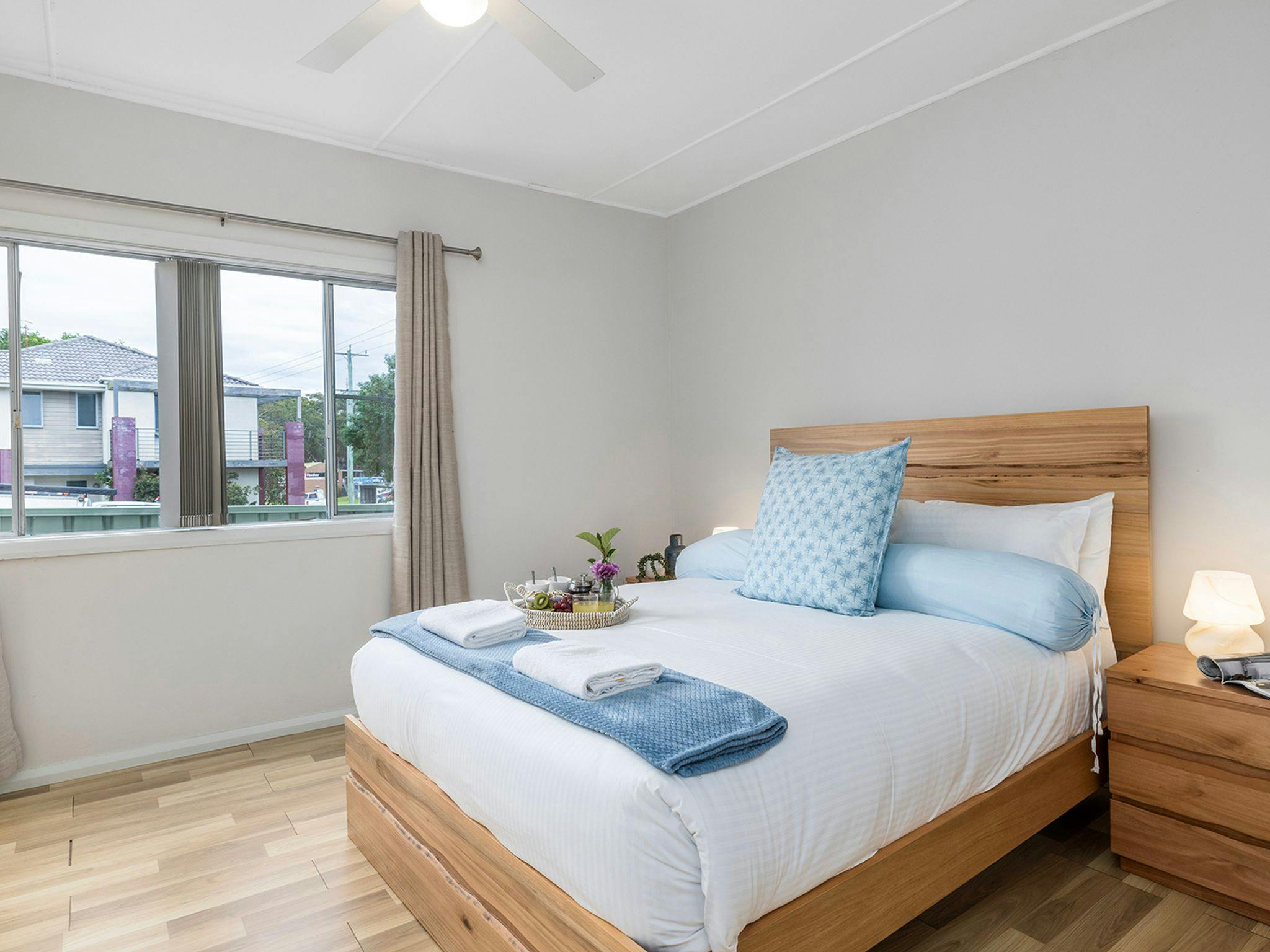 Bedroom 1 | Queen Bed | Downstairs