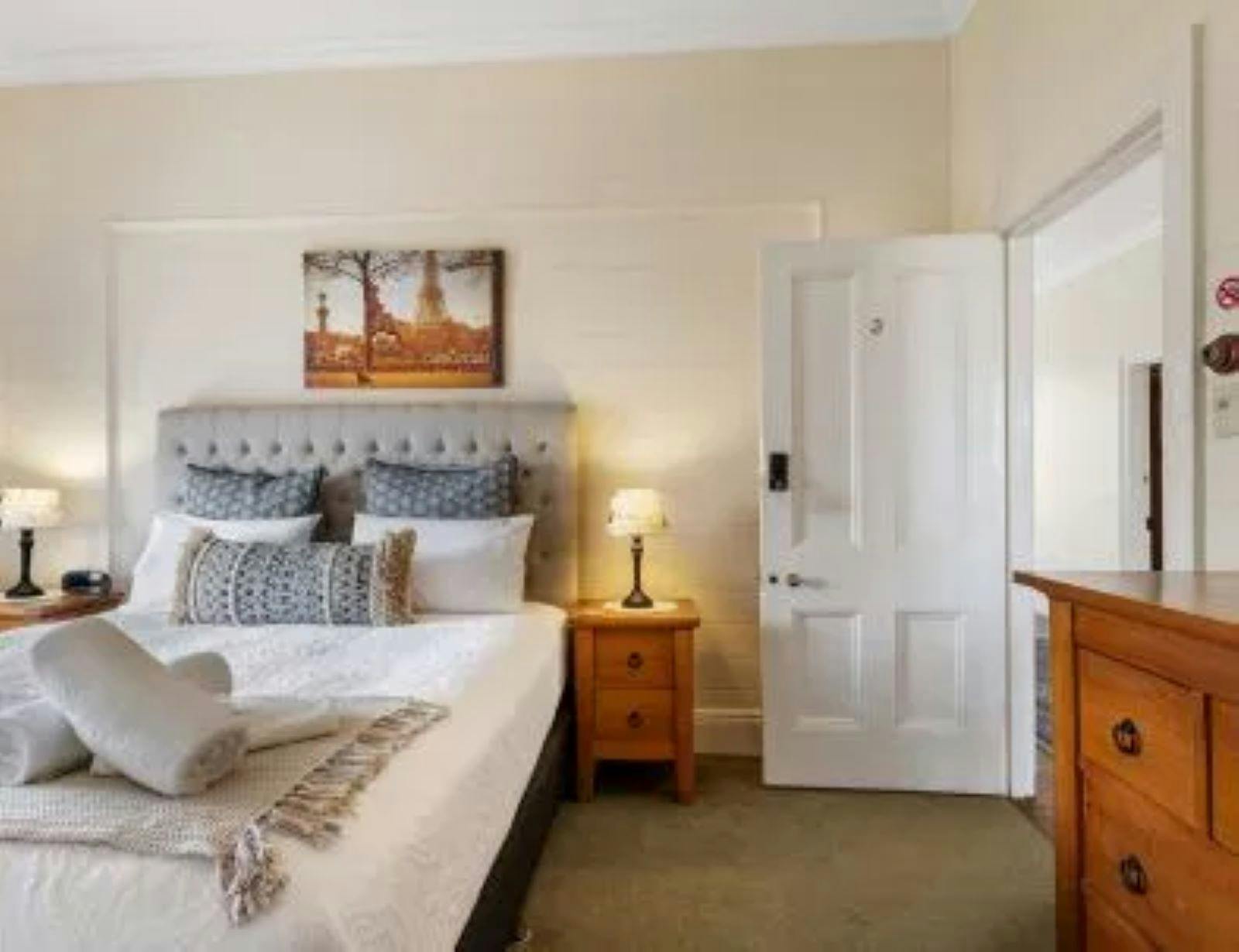 Room at Riversleigh