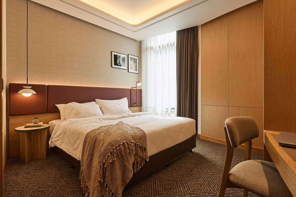 Premium King Room