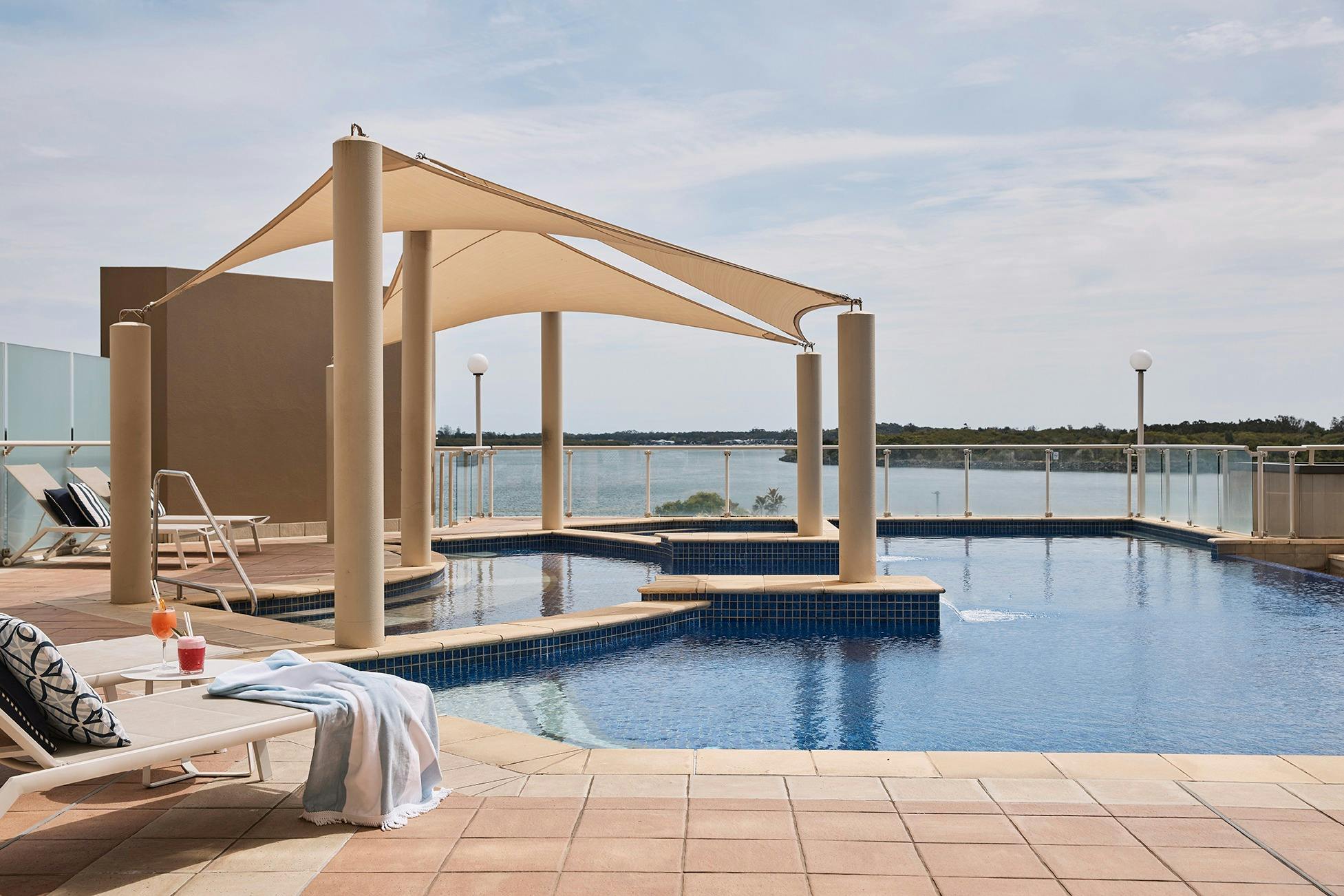 rydges swimming pool