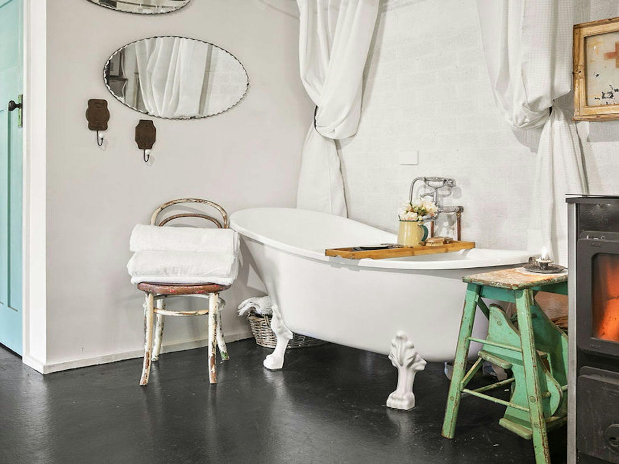 Saint Eloi – Le Studio