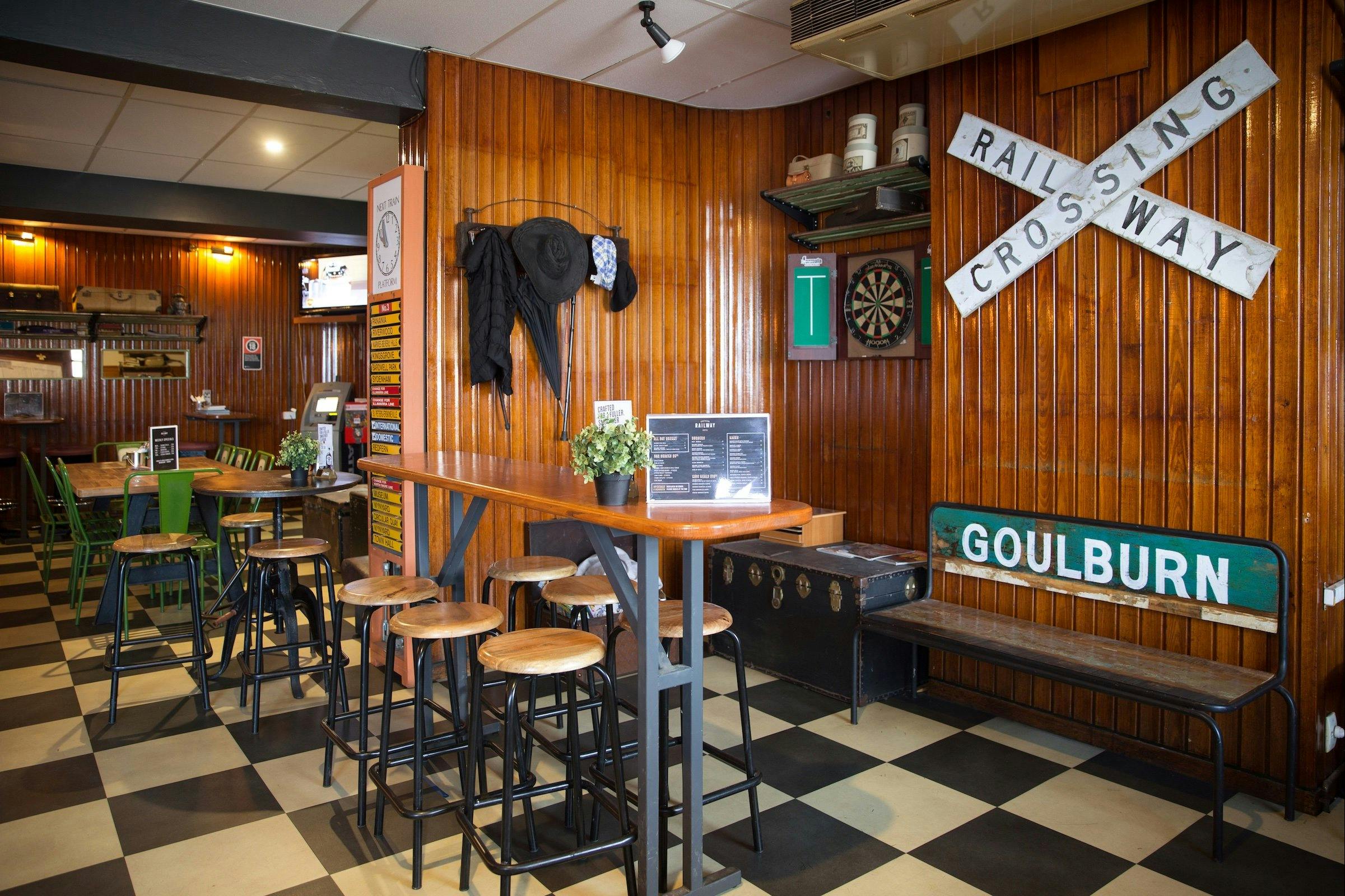 Southern-Railway-Hotel-Coolavin-pub-goulburn-accommodation-bar