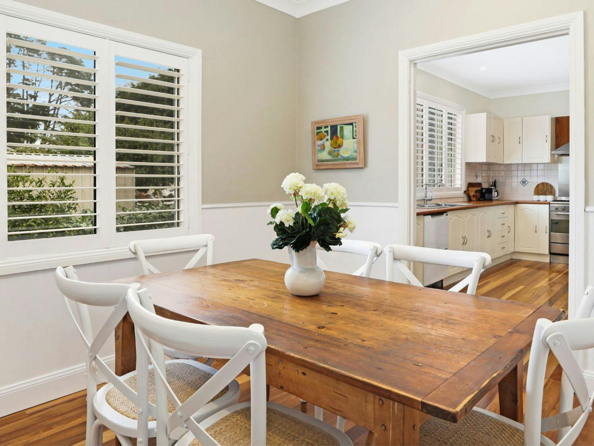 Somerset | Dining Room | 2km to Robertson Supermarket and Fruit Shop