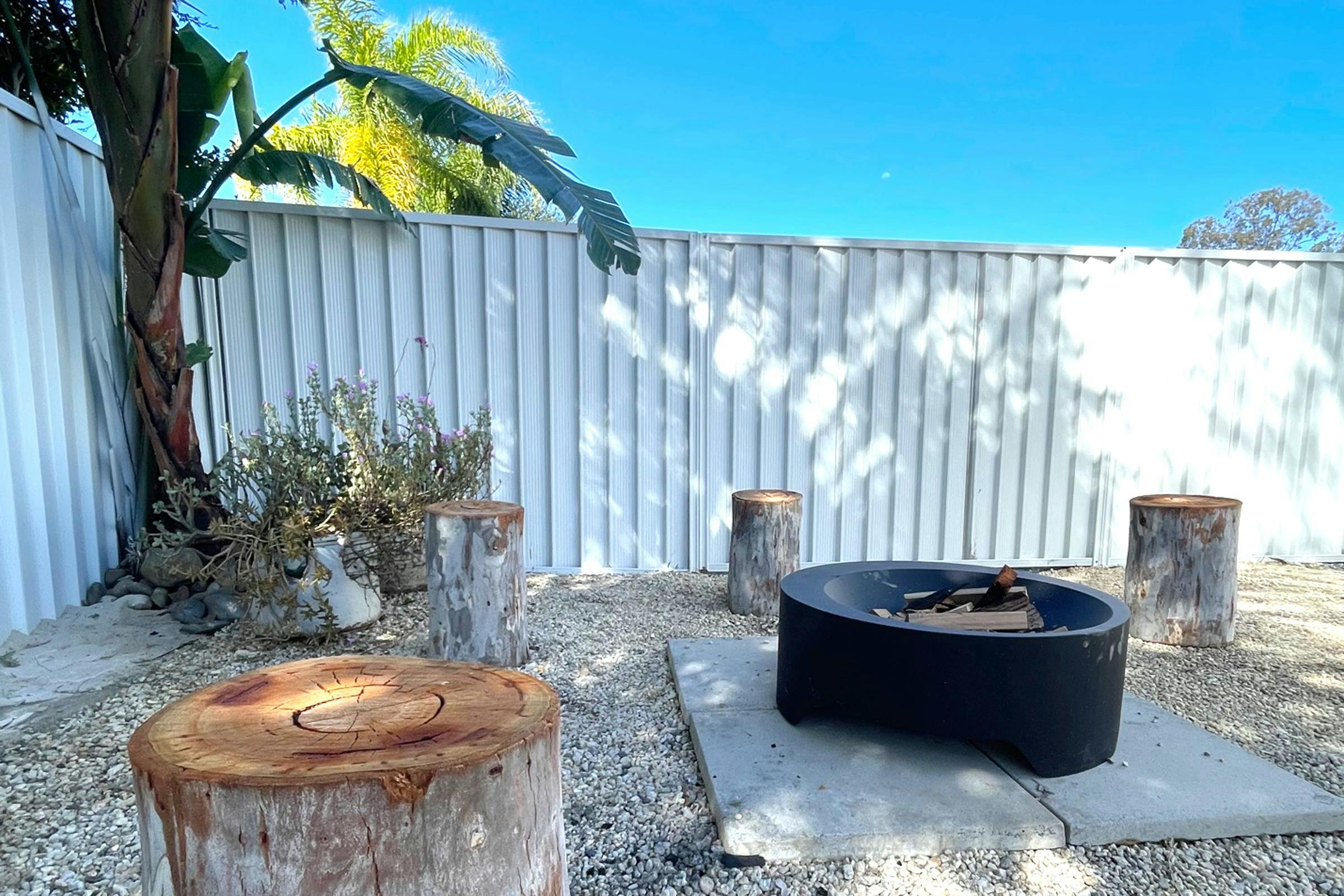 firepit outdor area at salt beach house in jervis bay