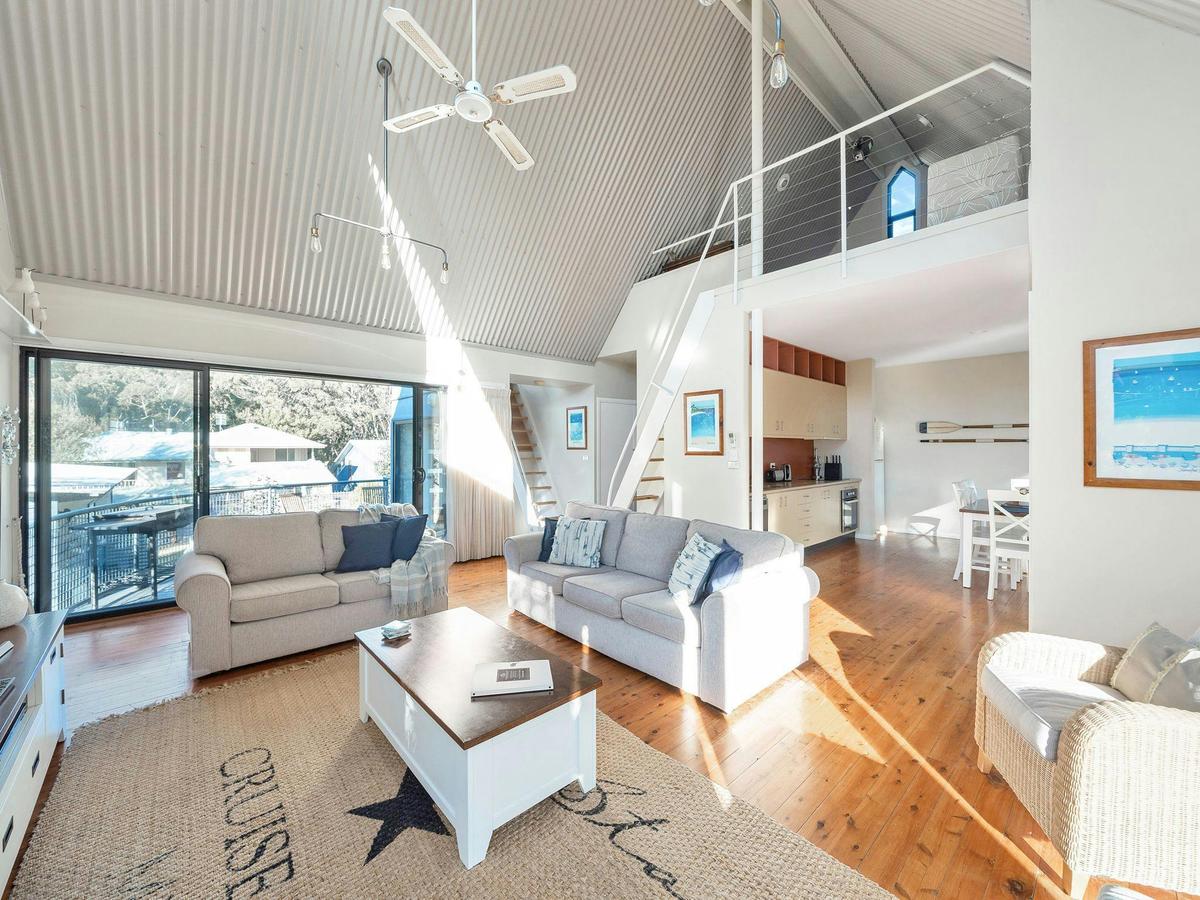 SeaLoft at Hyams Beach