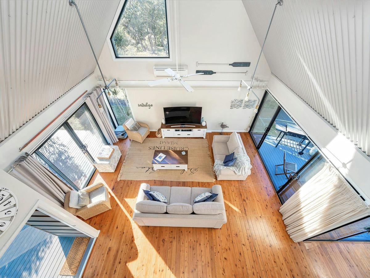 SeaLoft at Hyams Beach