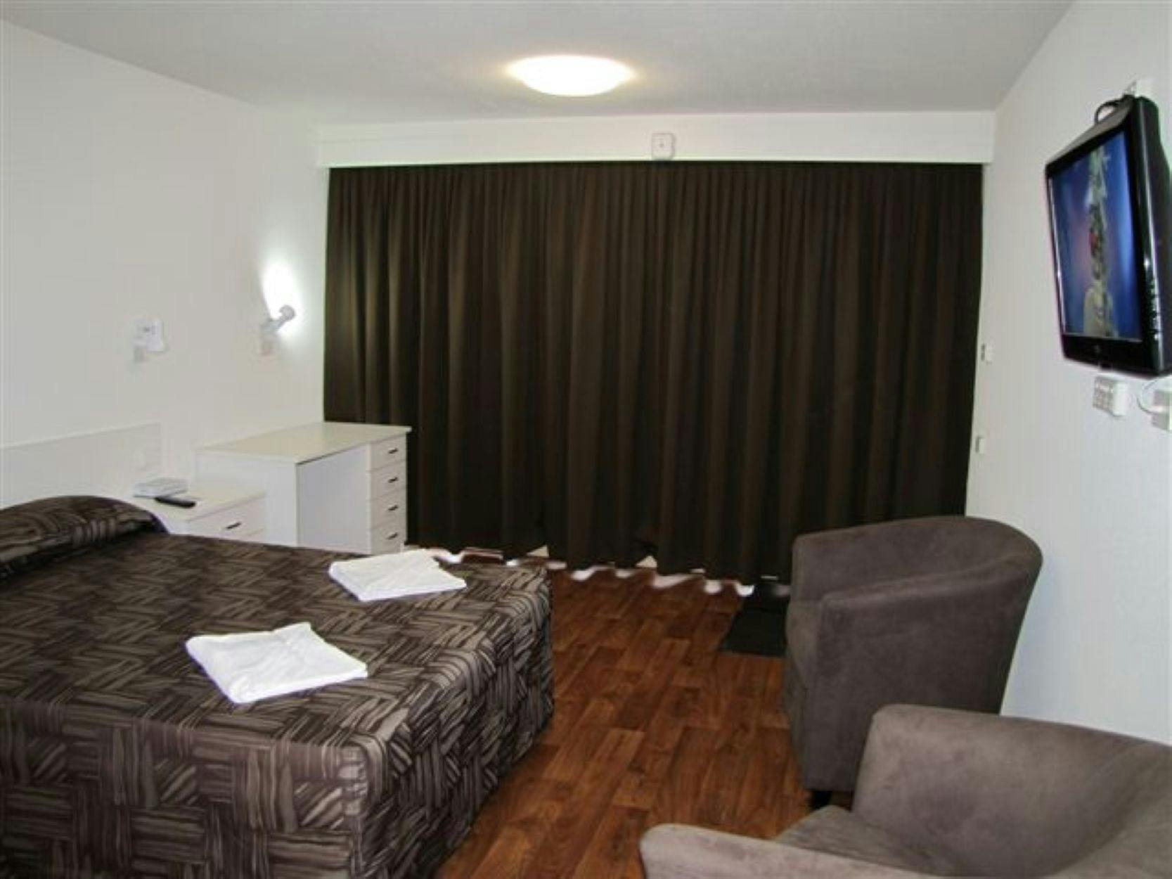 Slipway Hotel