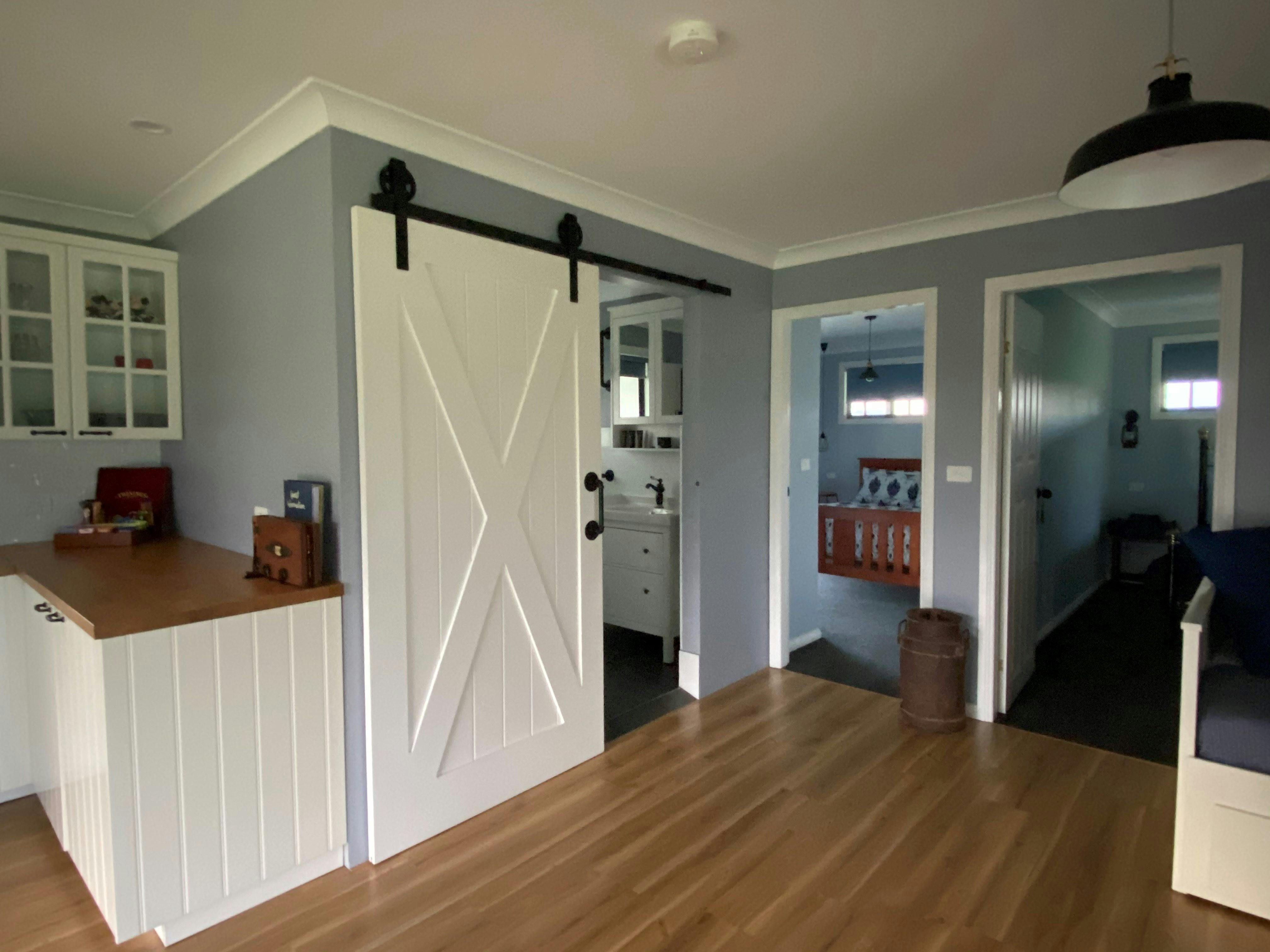 Riverside Park Cottage