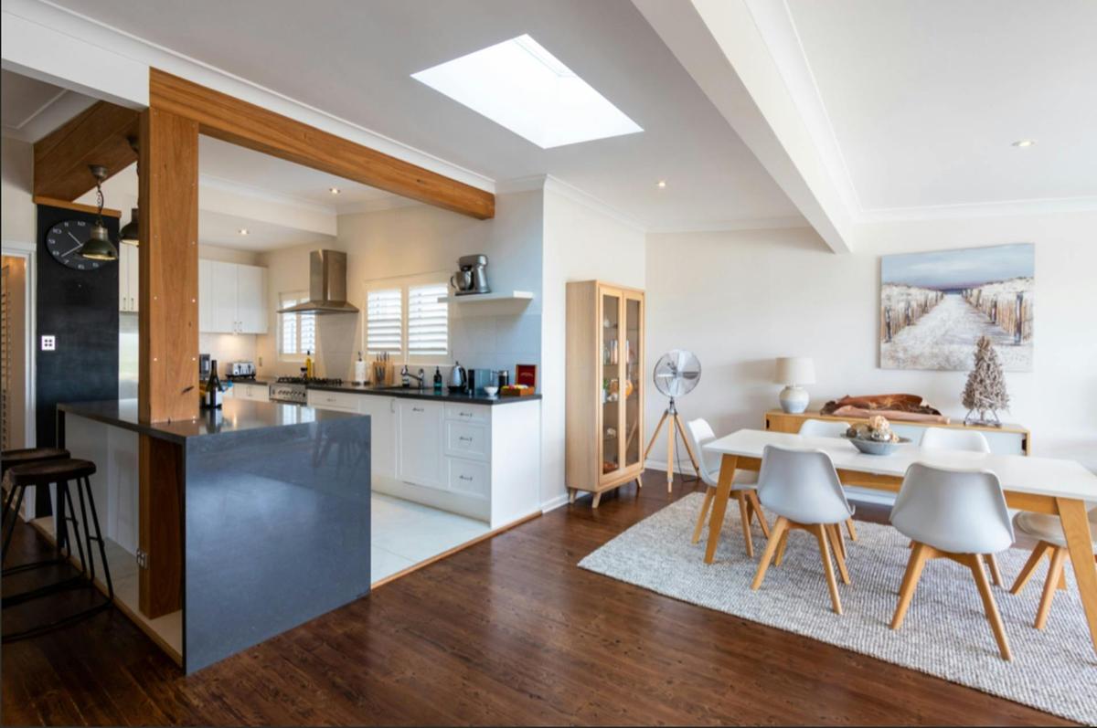 Sealoc Beach House