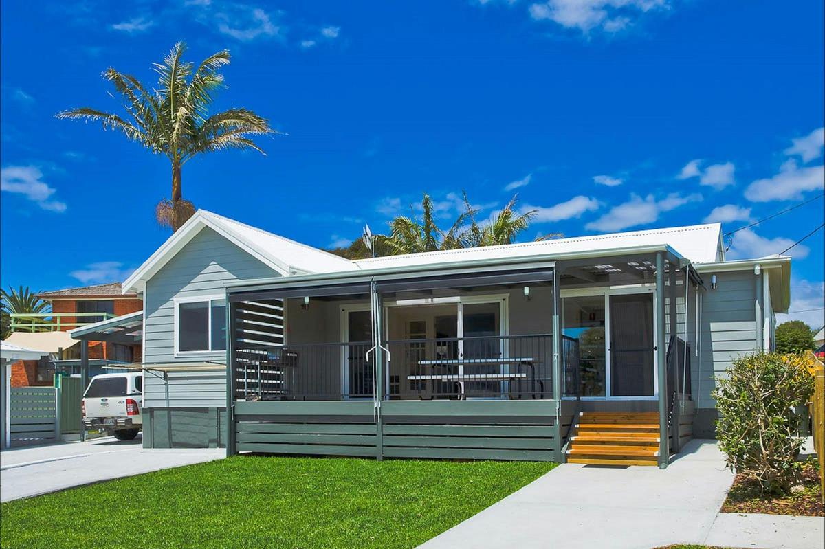 Seaview Beach Houses - 3 bedroom house