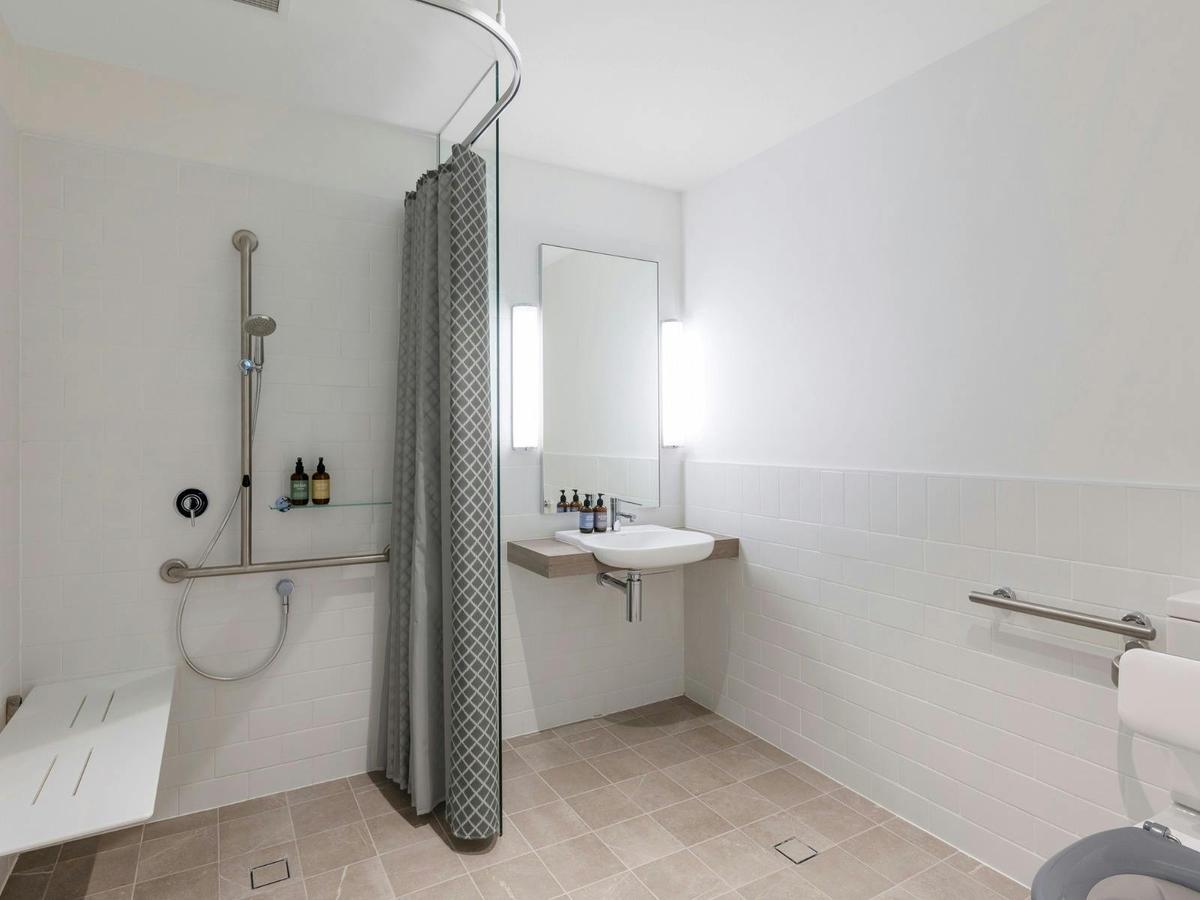 Accessible King Room