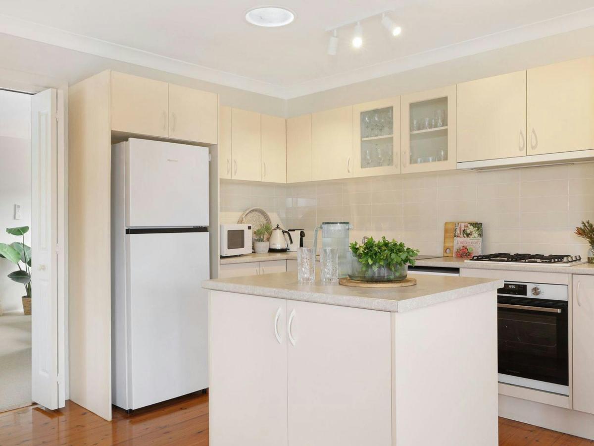Rockpool Retreat | Chef's kitchen | Dishwasher | Microwave | Nespresso coffee machine