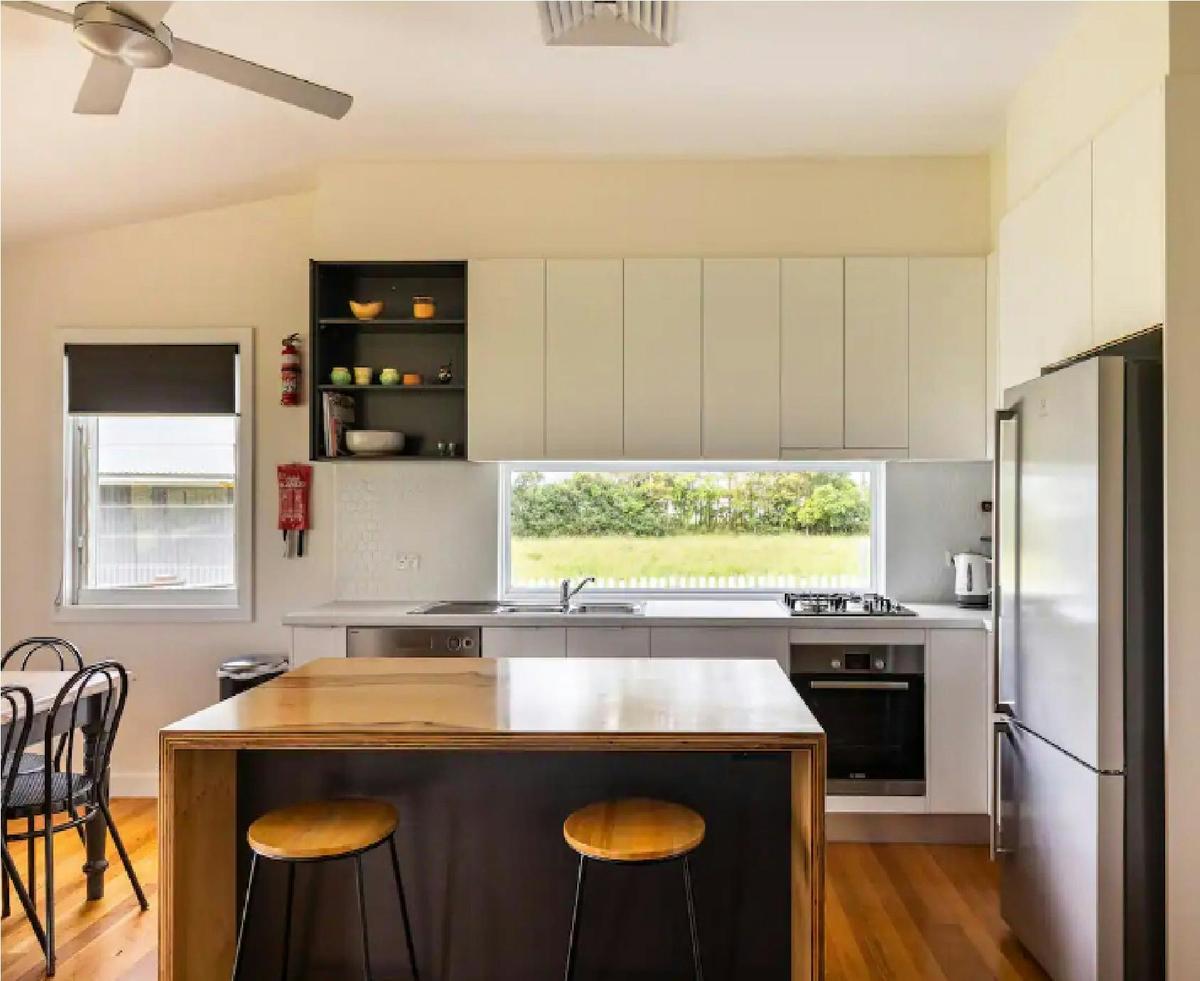 Lucerne Up Kitchen