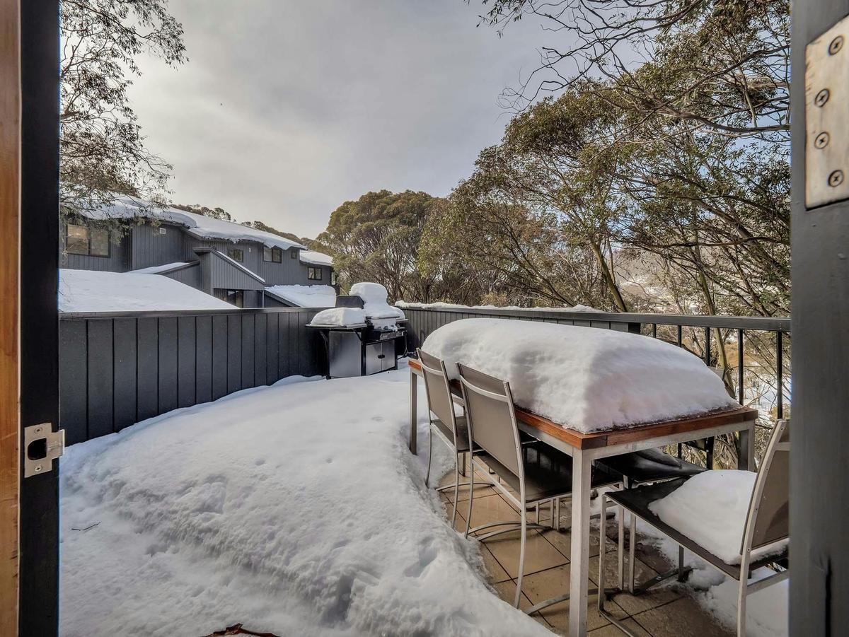 Ski In Ski Out Chalets Thredbo