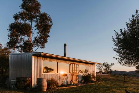 Shed by Zin