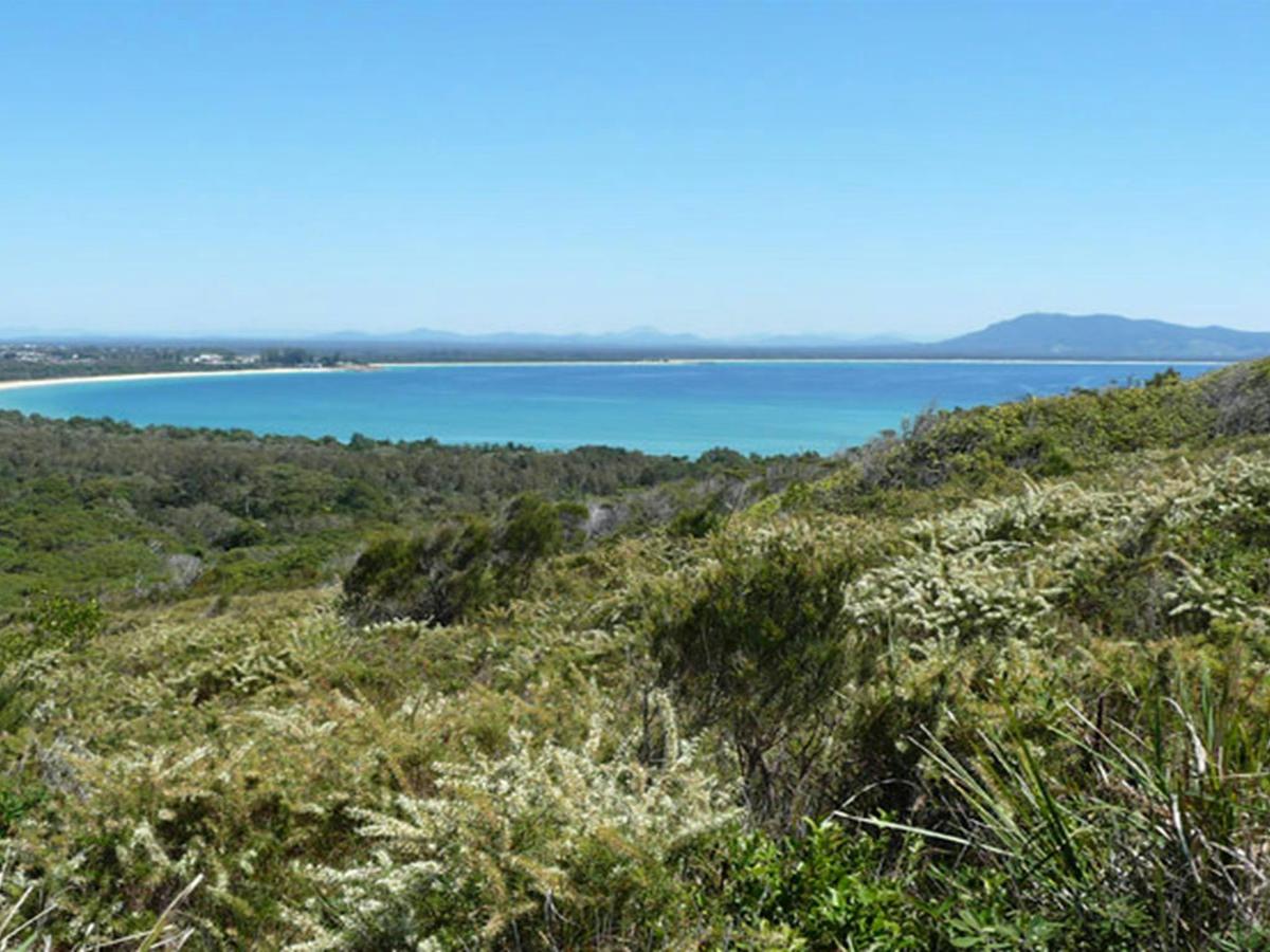 Front beach, Arakoon National Park. Photo: Debbie McGerty/NSW Government
