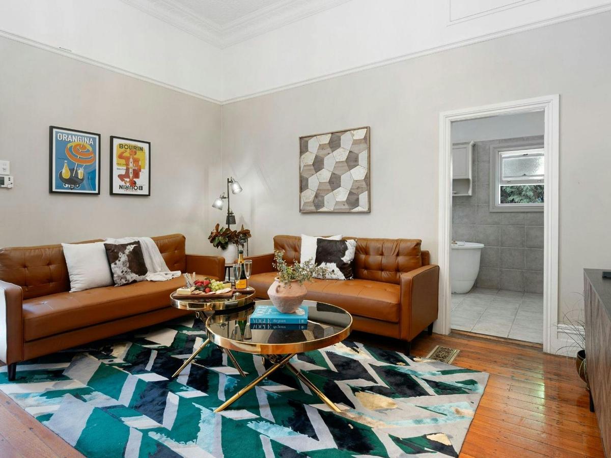 Secret Garden | Stylish family room | Smart TV