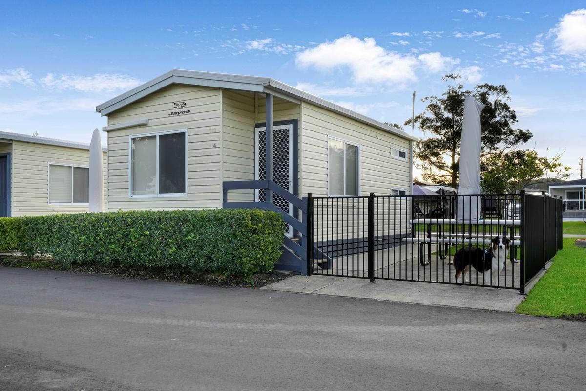 Sails Holiday Park Pet Friendly Cabin