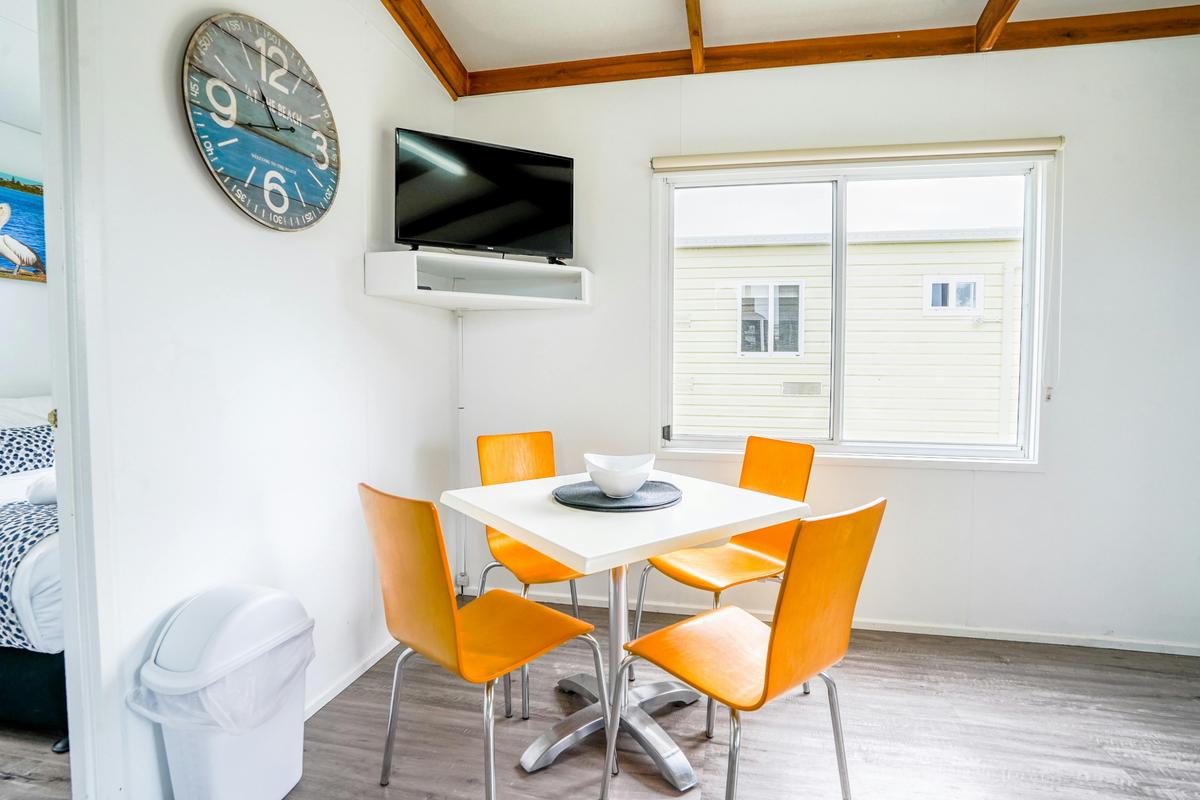Sails Holiday Park - living area ensuite cabin