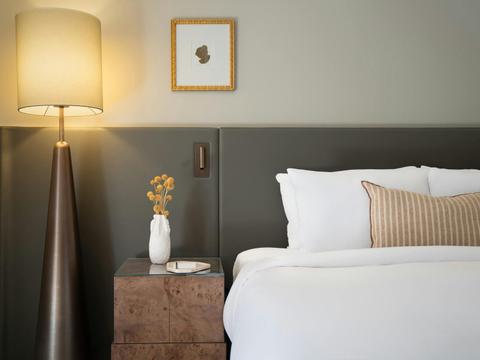 Luxury Club Room