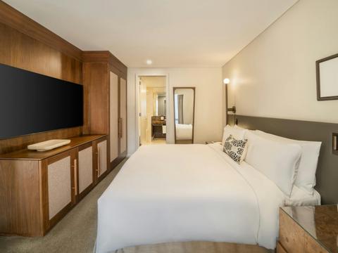 Junior Suite Bedroom