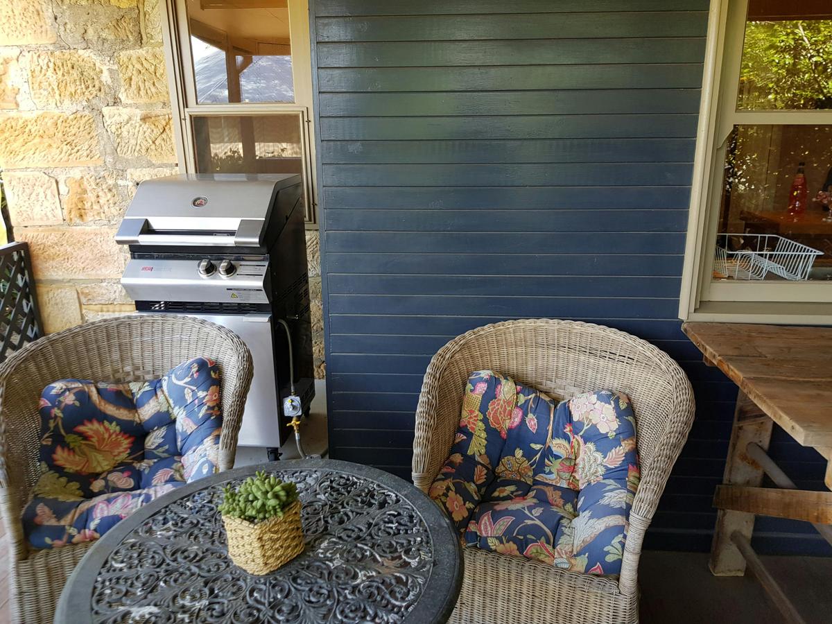 Stone Cottage - Outdoor seating
