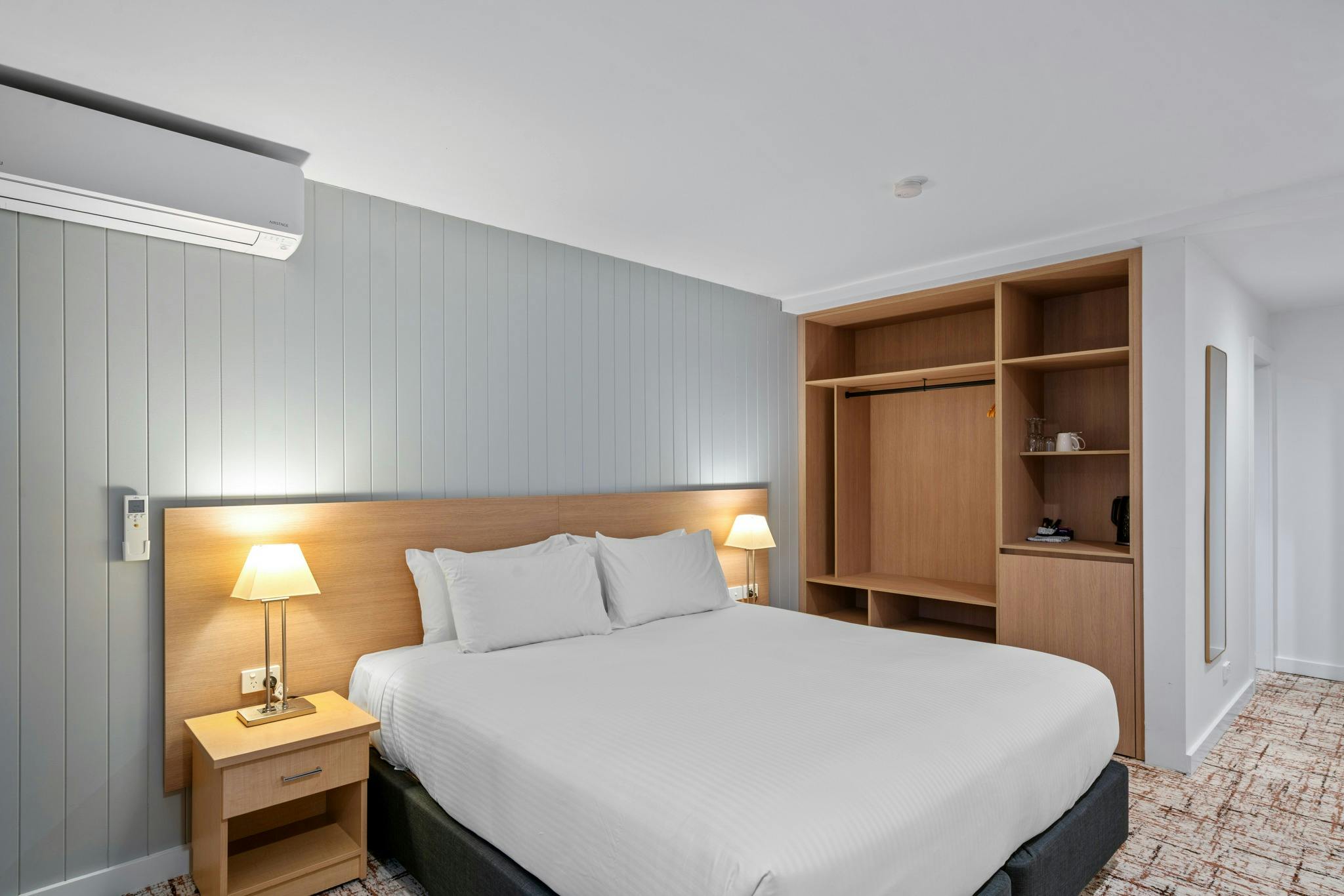 King Room - Newport and Pittwater